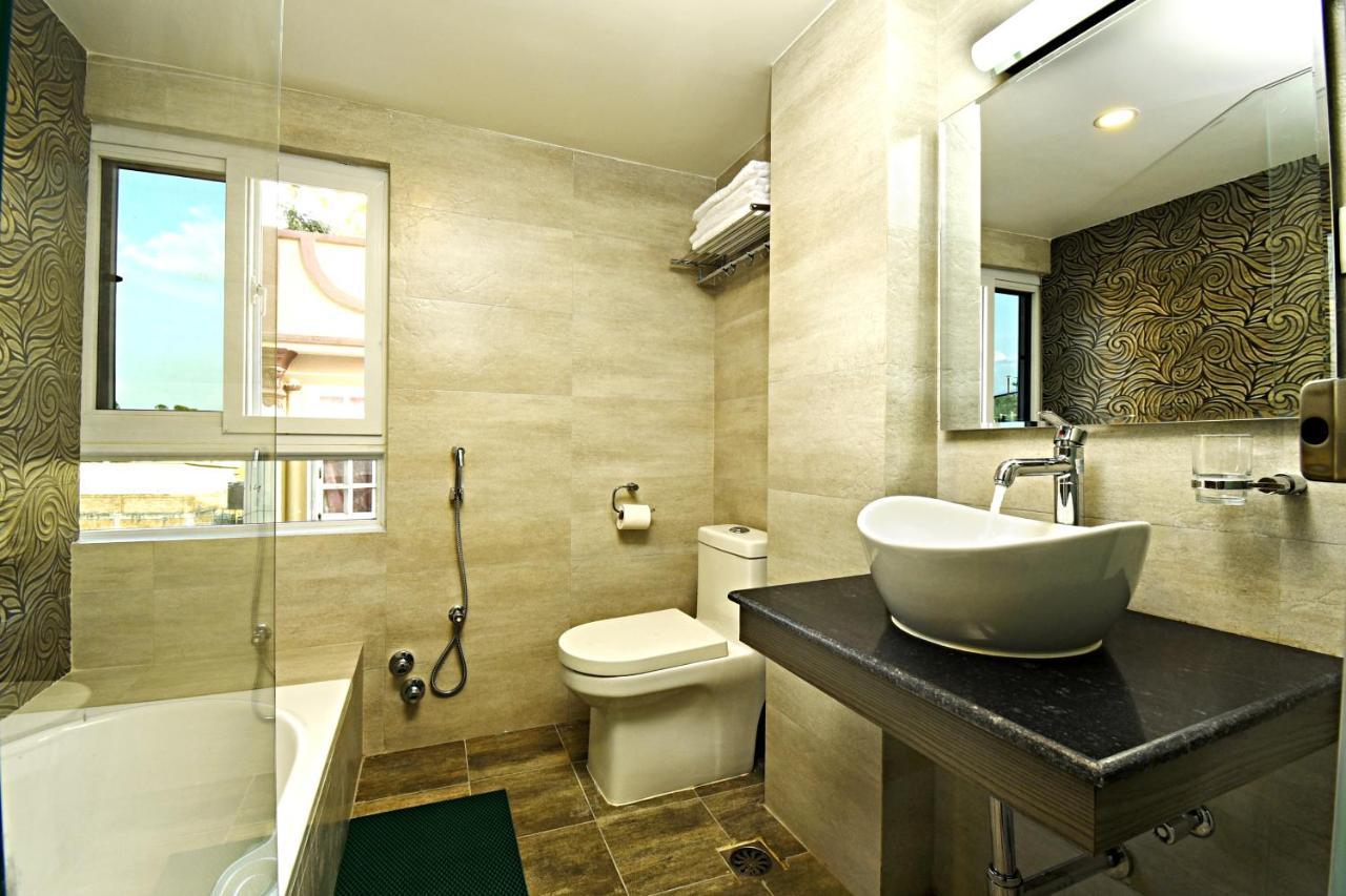 The Milestone Hotel Kathmandu Exterior foto