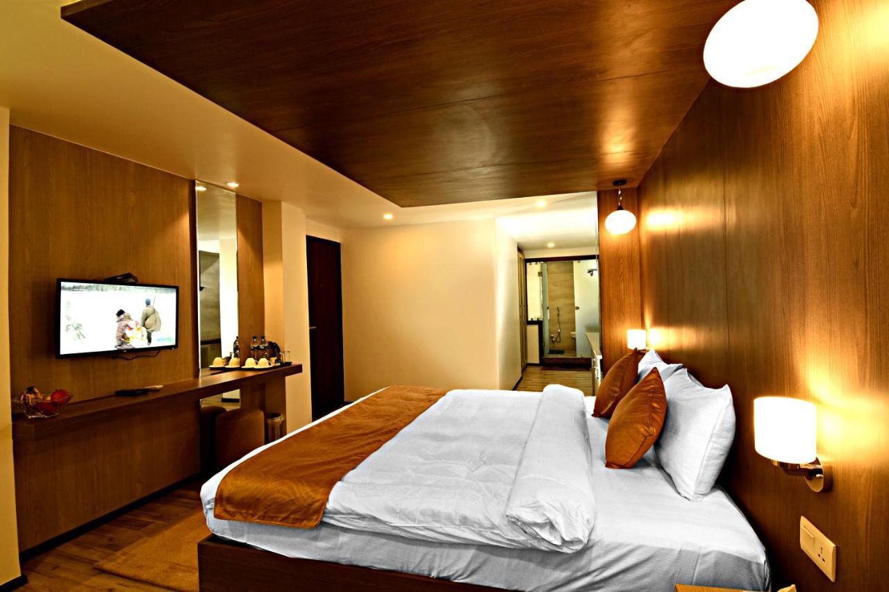 The Milestone Hotel Kathmandu Exterior foto