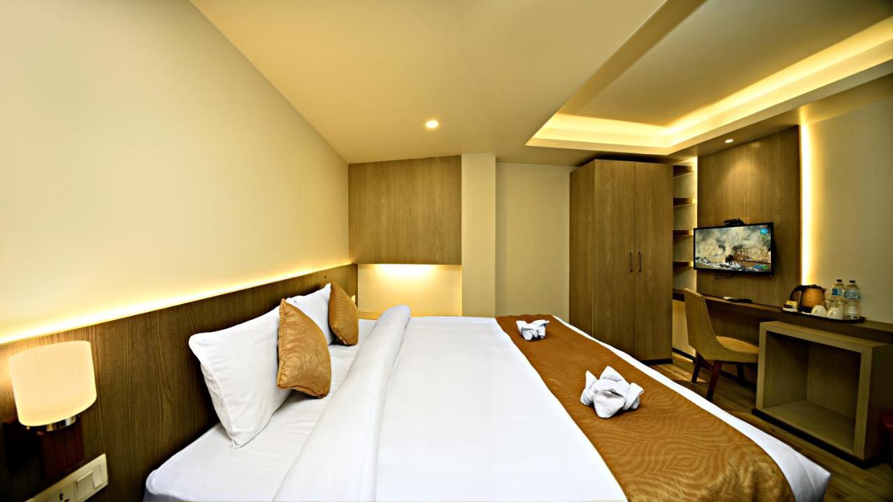 The Milestone Hotel Kathmandu Exterior foto