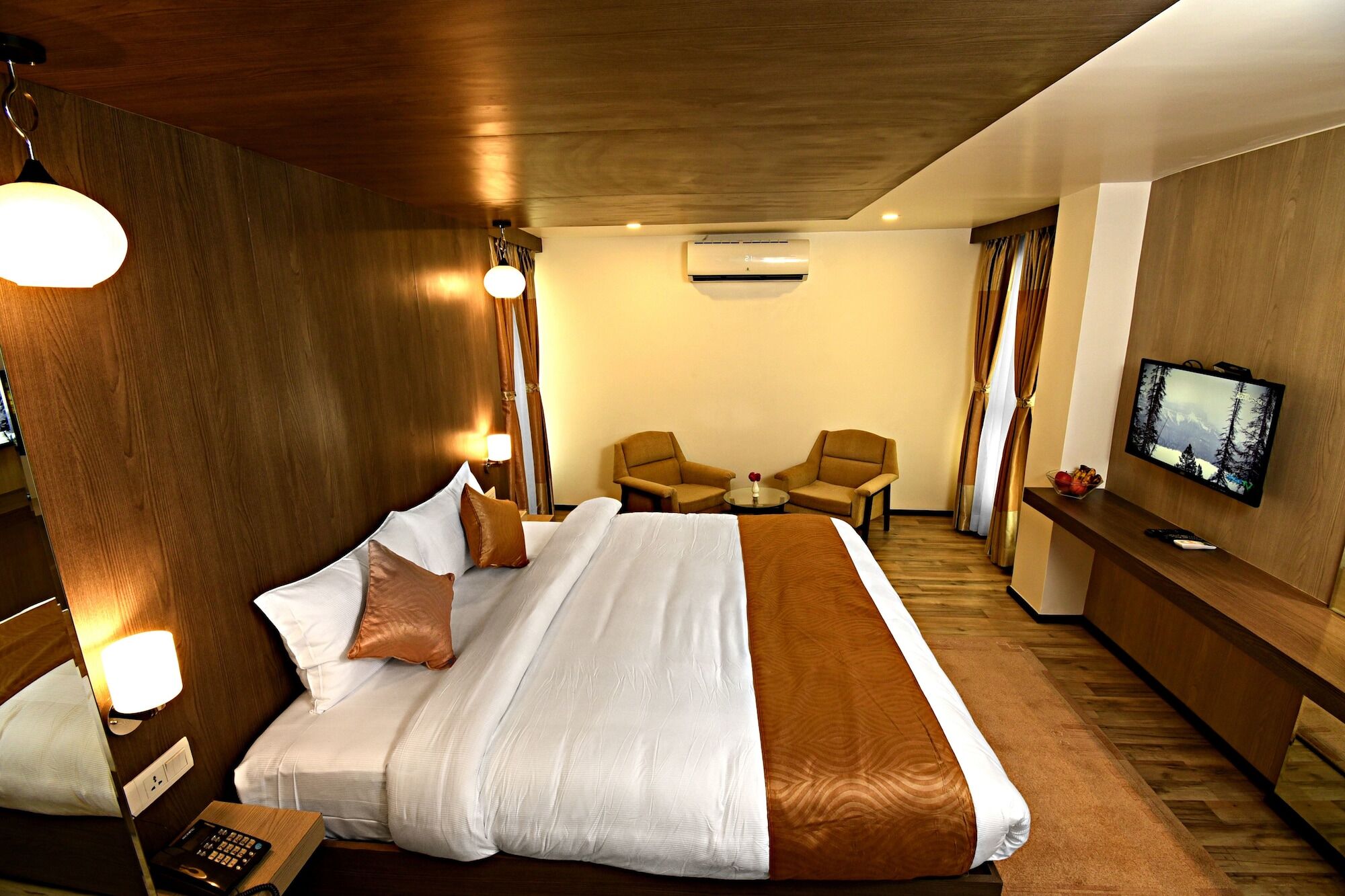 The Milestone Hotel Kathmandu Exterior foto