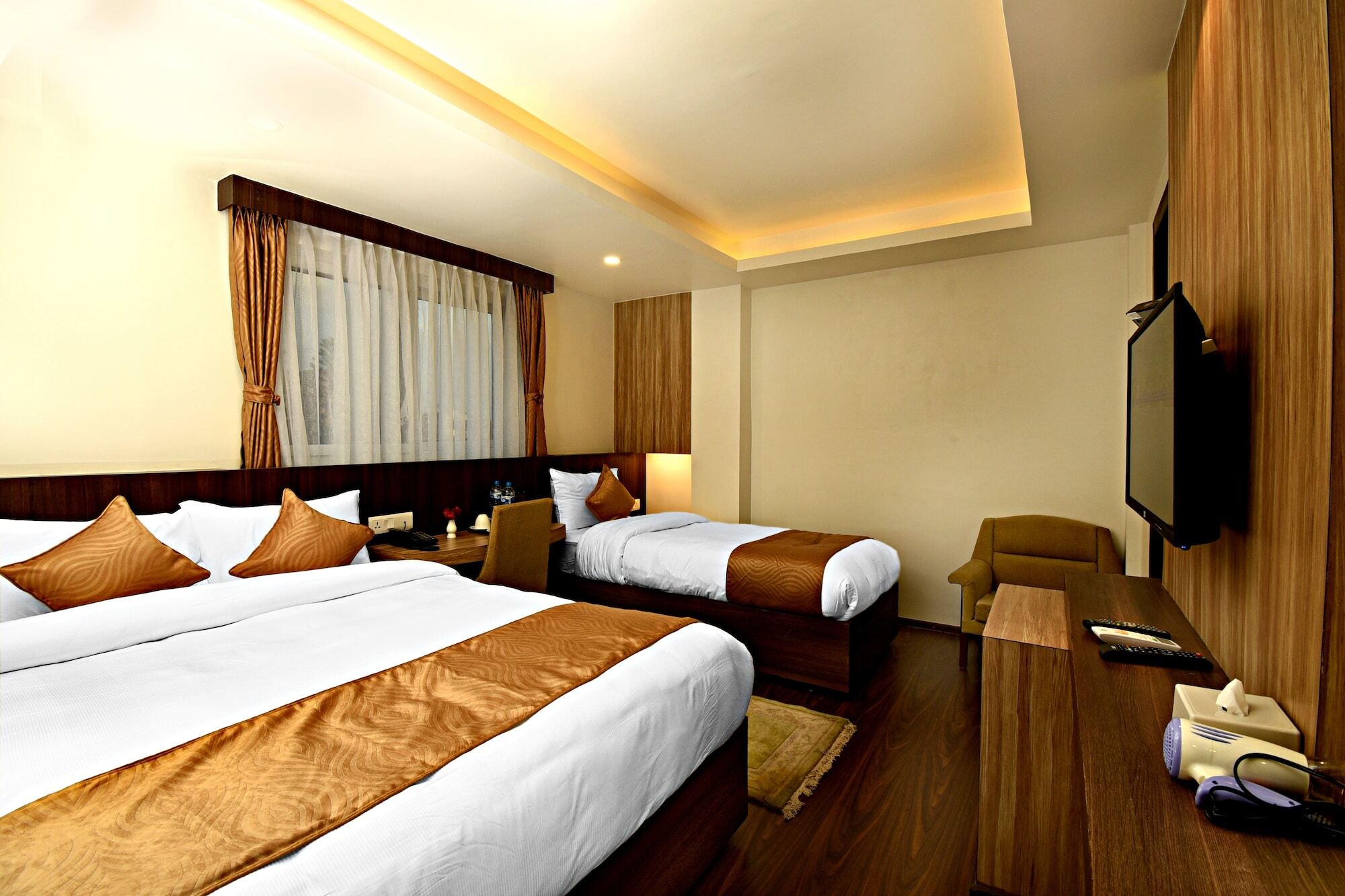 The Milestone Hotel Kathmandu Exterior foto